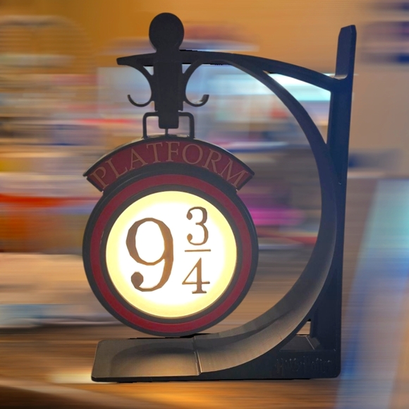 3D Printed Harry Potter Platform 9¾ Reading/Night Light. (17 Hour Build) - Picture 4 of 4